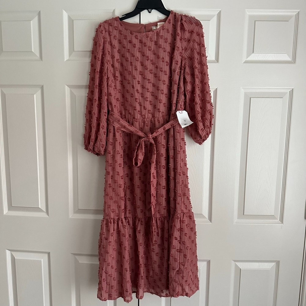 Flying Tomato Midi Dress Size M Mauve Textured, EUC.